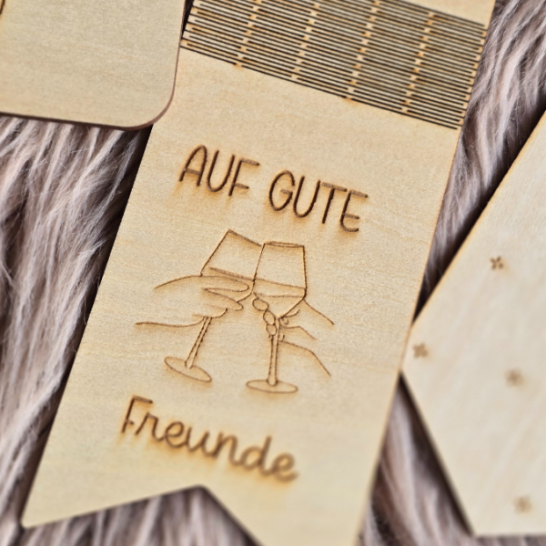 SVG Laser Datei - Flaschenanhänger Weinflaschen Anhänger für Flaschen 9 Designs Freundschaft Freunde Laserdatei – Bild 23