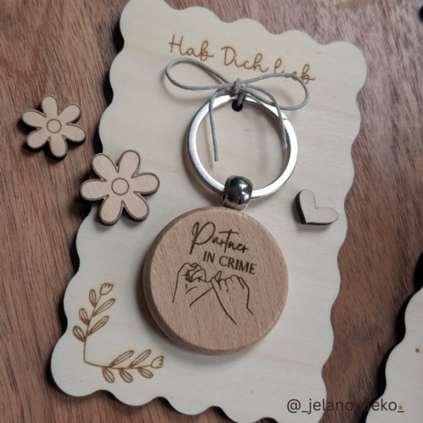 Laserdatei Halter für Schlüsselanhänger Glücksbringer Verpackung Kleinigkeiten Geschenkidee SVG Laser Datei – Bild 15