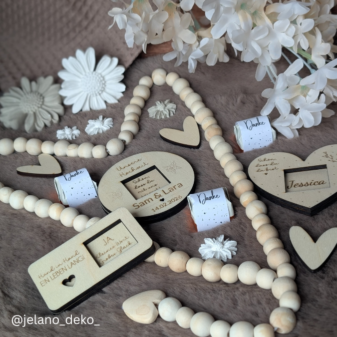 4 Designs Hochzeit Gastgeschenke Halter für Küsschen Schokolade als Gastgeschenk kleines Mitgebsel Dankeschön Tischkarten Namenskarten SVG Laser Datei – Bild 8