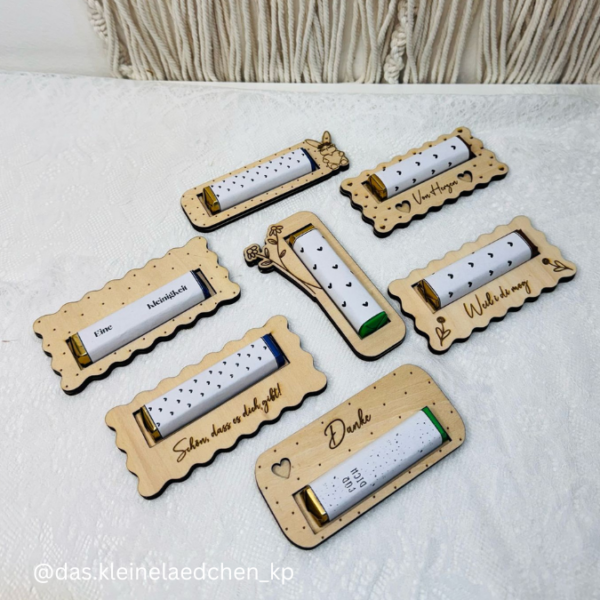 8 Designs verschiedene Anlässe Halter für Schokoriegel wie zb Merci, Kinderschokolade, Yogurette als Gastgeschenk kleines Mitbringsel SVG Laser Datei – Bild 13