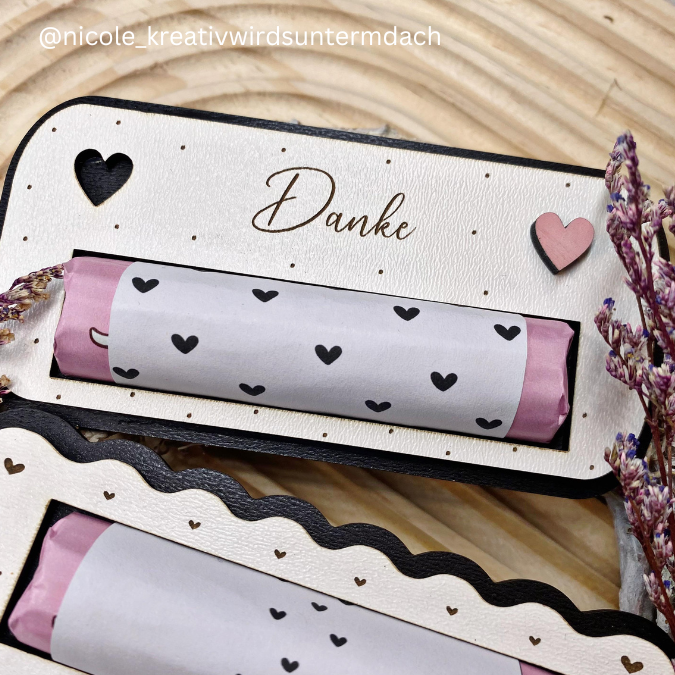 8 Designs verschiedene Anlässe Halter für Schokoriegel wie zb Merci, Kinderschokolade, Yogurette als Gastgeschenk kleines Mitbringsel SVG Laser Datei – Bild 8