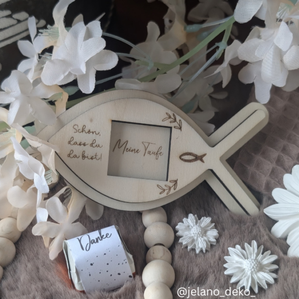 4 Designs kirchliche Anlässe Taufe Konfirmation Kommunion Firmung Halter für Küsschen Schokolade als Gastgeschenk kleines Mitgebsel Dankeschön Tischkarten Namenskarten SVG Laser Datei – Bild 4