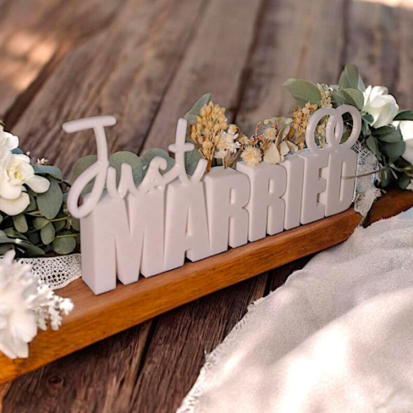 STL 3D Druck Datei Hochzeit Schriftzug Just married mit Löchern für Blumen und Platz für Geldgeschenk 3D Druck Datei – Bild 2