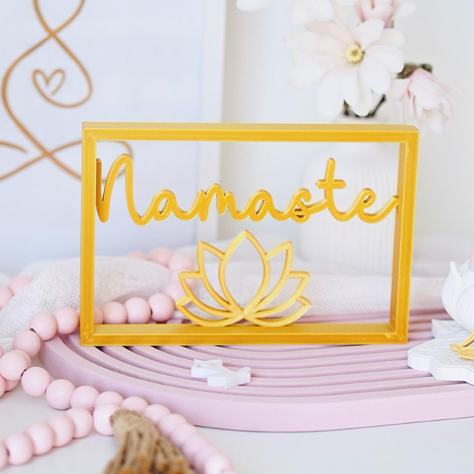 STL 3D Druck Datei NAMASTE im Rahmen Aufsteller Statement 3D-Druck Datei – Bild 3