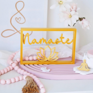 3D Druck Datei STL NAMASTE im Rahmen Aufsteller Statement 3D-Druck Datei