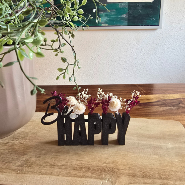 STL 3D Druck Datei Geschenkidee Schriftzug Be happy mit Löchern für Blumen 3D Druck Datei – Bild 6