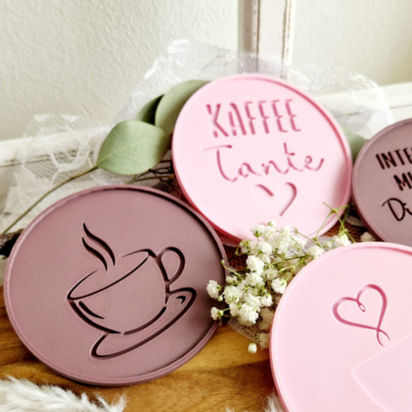 STL 3D-Druck Datei 6er Set Untersetzer Kaffee Dekoteller Kaffeetablett Kaffeeliebe Kaffeetante Kaffeetasse 3D Geschenkidee 3D-Datei – Bild 4