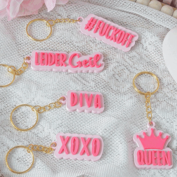 STL 3D Druck Datei Schlüsselanhänger 5er MIX 2 Statements Leider Geil, Diva, Queen, Fuckoff, XoXo 3D-Druck Datei – Bild 3