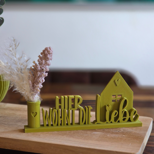 STL 3D Druck Datei Aufsteller Hier wohnt die Liebe mit Vase Haus Häuschenliebe 3D-Druck Datei – Bild 2