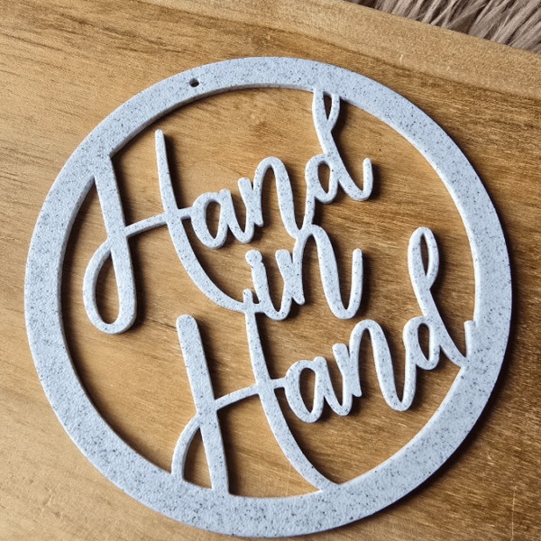STL 3D Druck Datei Kranz Hand in Hand Hochzeit Hochzeitsgeschenk Anhänger Geschenkidee Türkranz Deko Flur Eingangsbereich 3D-Druck Datei – Bild 4