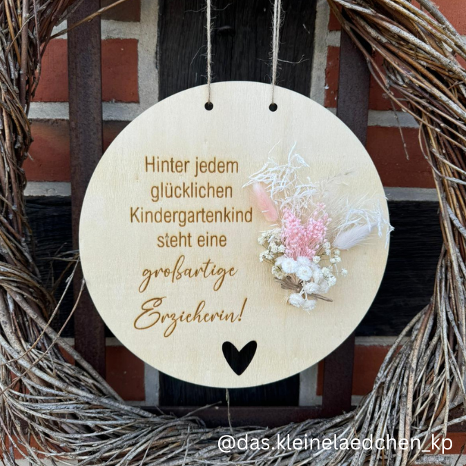 SVG Laserdatei 2er Set Holzscheibe Pflanzenstecker Geschenkscheibe Erzieherin Abschied Kindergarten SVG Datei – Bild 11