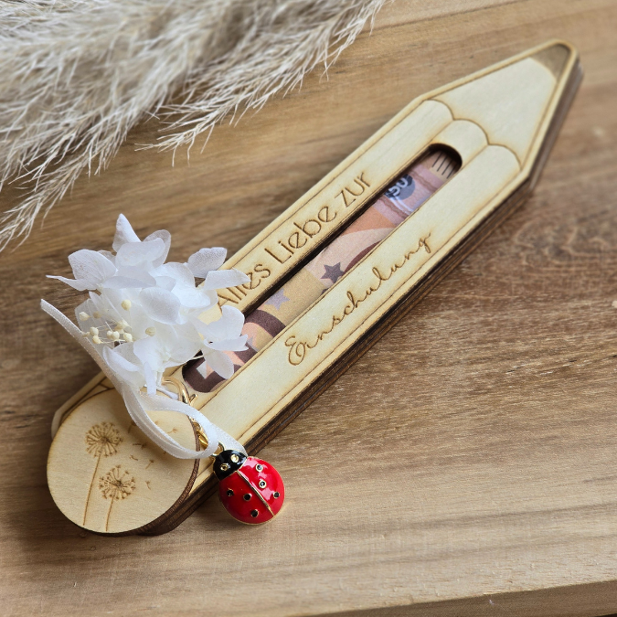SVG Laserdatei Schulkind Einschulung Halter für Lolli Lutscher Geldgeschenke Schultüte Stift Gescheinkidee Junge Mädchen SVG Datei – Bild 9