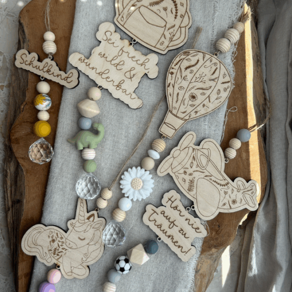 SVG Laserdatei Florale Sonnenfänger für Kinder Schulkind Einschulung Junge Mädchen Einhorn Flugzeug 9 Designs Geschenkidde für Kinder SVG-Datei – Bild 29