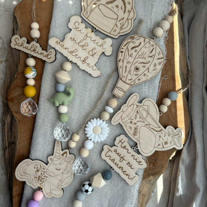 SVG Laserdatei Florale Sonnenfänger für Kinder Schulkind Einschulung Junge Mädchen Einhorn Flugzeug 9 Designs Geschenkidde für Kinder SVG-Datei – Bild 29