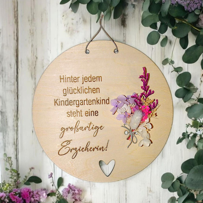 SVG Laserdatei 2er Set Holzscheibe Pflanzenstecker Geschenkscheibe Erzieherin Abschied Kindergarten SVG Datei – Bild 14