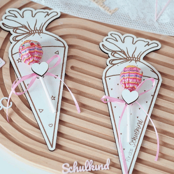 SVG Laserdatei Schulkind Einschulung Halter für Lolli Lutscher Geldgeschenke Schultüte Stift Gescheinkidee Junge Mädchen SVG Datei – Bild 18
