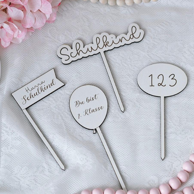 SVG Laserdatei Schulkind Einschulung 12er Set Caketopper Pflanzenstecker Gescheinkidee Junge Mädchen SVG Datei – Bild 9