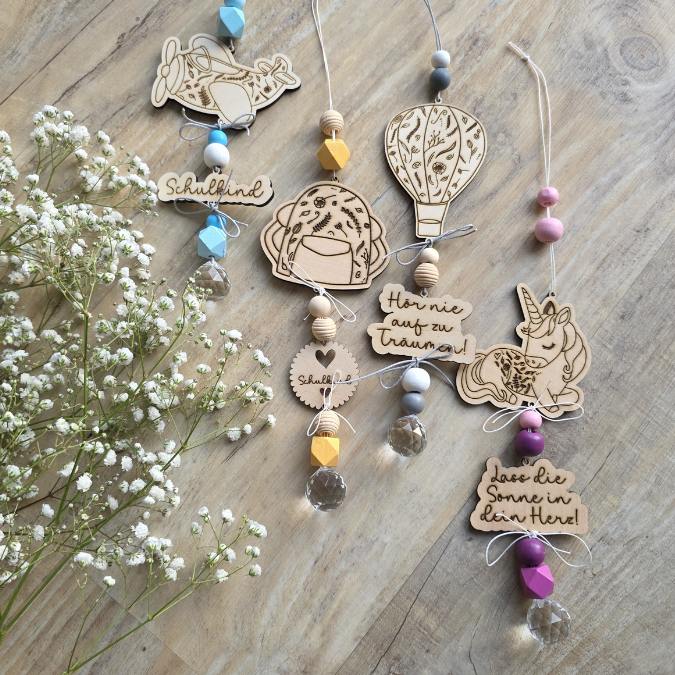 SVG Laserdatei Florale Sonnenfänger für Kinder Schulkind Einschulung Junge Mädchen Einhorn Flugzeug 9 Designs Geschenkidde für Kinder SVG-Datei – Bild 23