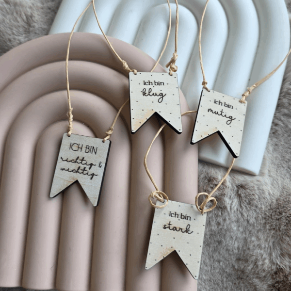SVG Laser Datei Wimpel Affirmationen Kinderzimmer Deko personalisierbar Ich bin mutig... SVG Datei Kinderzimmerdeko – Bild 7