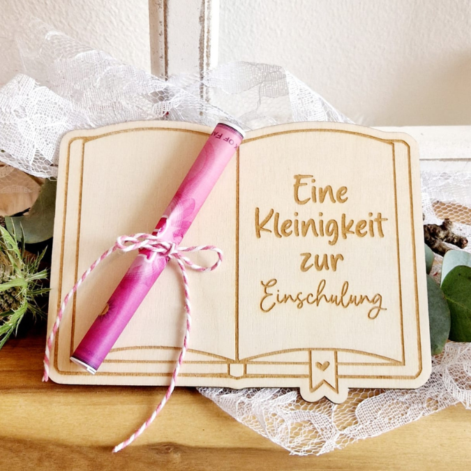 SVG Laserdatei Schulkind Einschulung 7 Designs + Gravuren Halter für Lesezeichen und Kleinigkeiten Schulstart Lesen Gescheinkidee SVG Datei – Bild 3