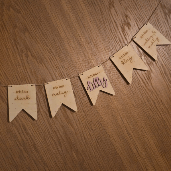 SVG Laser Datei Wimpel Affirmationen Kinderzimmer Deko personalisierbar Ich bin mutig... SVG Datei Kinderzimmerdeko – Bild 10