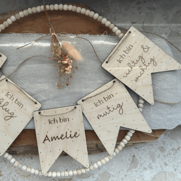 SVG Laser Datei Wimpel Affirmationen Kinderzimmer Deko personalisierbar Ich bin mutig... SVG Datei Kinderzimmerdeko – Bild 19