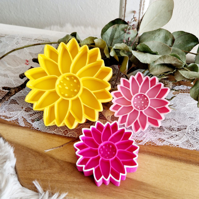 STL 3D Druck Datei Insektentränke Blume in 2 Größen jeweils für 8mm und 10mm Stäbe Bienentränke Schmetterlingtränke Garten Beet Blumentopf 3D-Druck Datei – Bild 15
