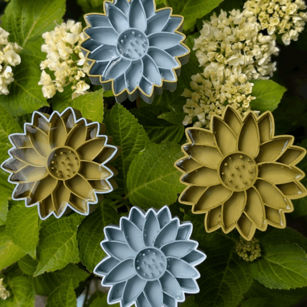 STL 3D Druck Datei Insektentränke Blume in 2 Größen jeweils für 8mm und 10mm Stäbe Bienentränke Schmetterlingtränke Garten Beet Blumentopf 3D-Druck Datei – Bild 4