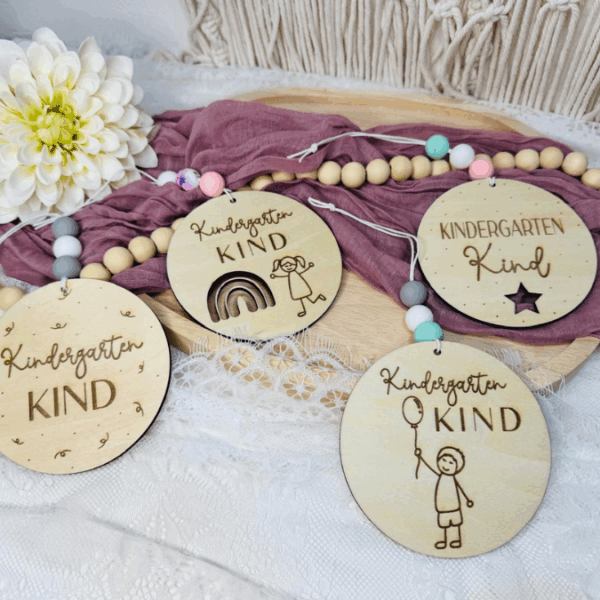 SVG Laserdatei Kindergartenkind Anhänger für Rucksack Kinderzimmer 4 Designs Kindergarten Gescheinkidee Junge Mädchen SVG Datei – Bild 11