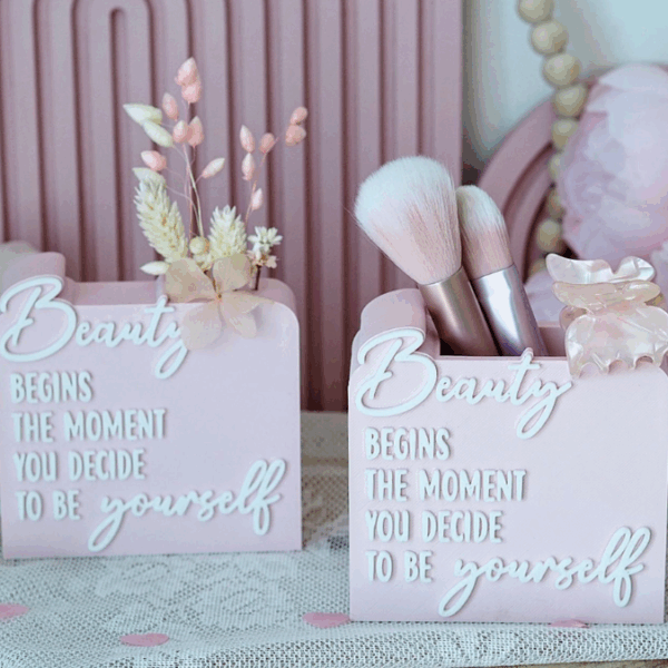 3D Druck Datei STL 3er Set Kosmetikpinsel Halter & Aufsteller "Beauty begins the moment you decide to be yourself" Frauen Geschenkidee Deko