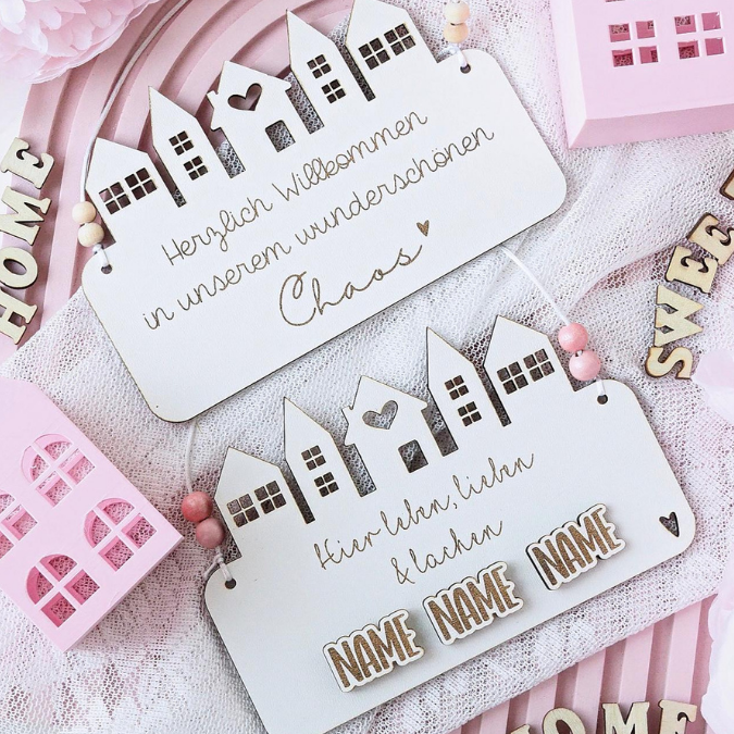 SVG Laserdatei 4 Designs Tütschild Aufhänger Hereinspaziert Tür Deko Wanddeko Willkommen Häuser personalisierbar SVG Datei – Bild 3