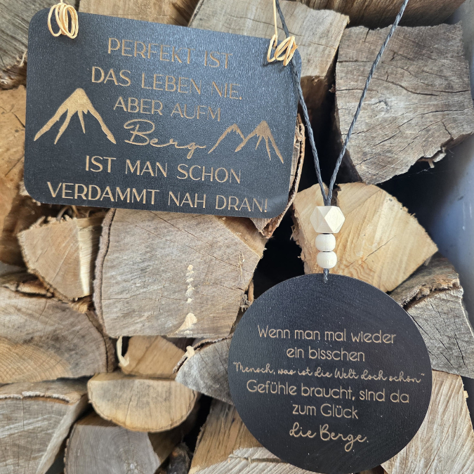 SVG Datei 4 Designs Schilder Berge Wanderlust Holzscheiben Bergverliebt Bergliebe Laserdatei – Bild 5