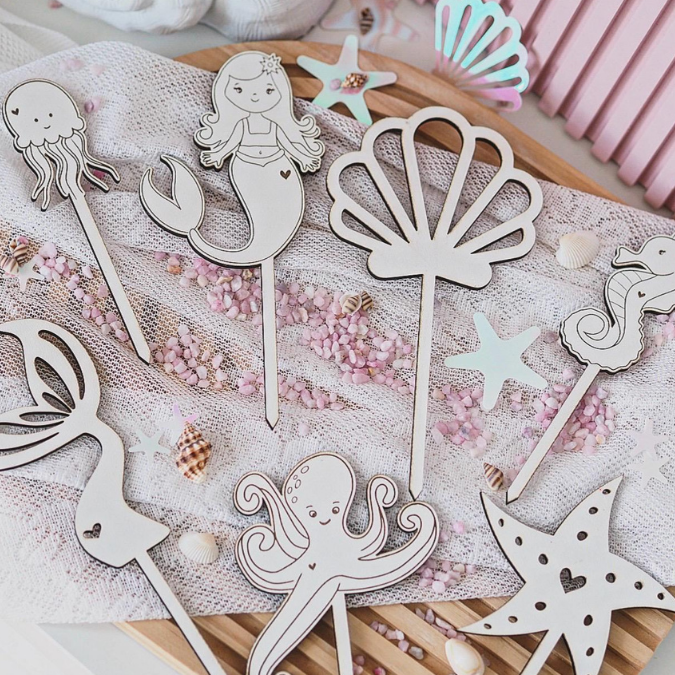 SVG Laserdatei Caketopper Geburtstag Meerjungfrau Mermaid Ocean Meer Muscheln Unterwasserwelt Kuchenstecker Pflanzenstecker SVG Datei – Bild 7