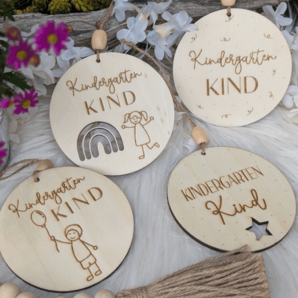 SVG Laserdatei Kindergartenkind Anhänger für Rucksack Kinderzimmer 4 Designs Kindergarten Gescheinkidee Junge Mädchen SVG Datei – Bild 5