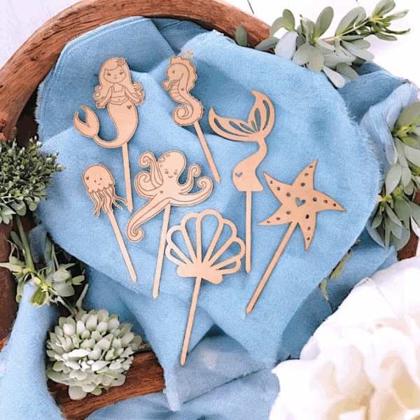 SVG Laserdatei Caketopper Geburtstag Meerjungfrau Mermaid Ocean Meer Muscheln Unterwasserwelt Kuchenstecker Pflanzenstecker SVG Datei – Bild 14