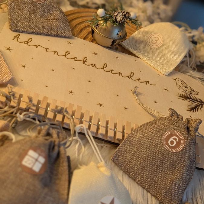 4 Designs Adventskalender SVG Laser Datei Skandi für Kinder und Erwachsene Boho Scandi Kalender Diy Balerina Vogel Weihnachtshäuschen Haus Schneekugel – Bild 21