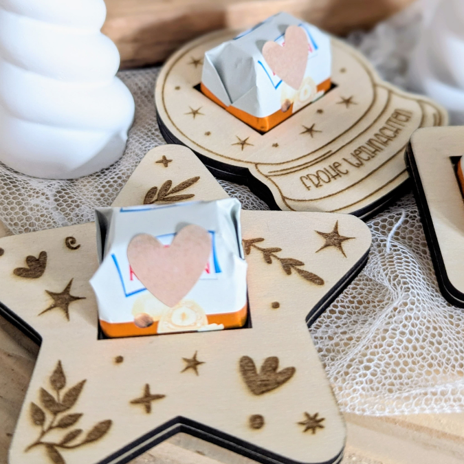 SVG Laserdatei 5 Designs Weihnachten Nikolaus Wichtel Halter für Küsschen Schokolade als Gastgeschenk kleines Mitbringsel SVG Datei – Bild 16