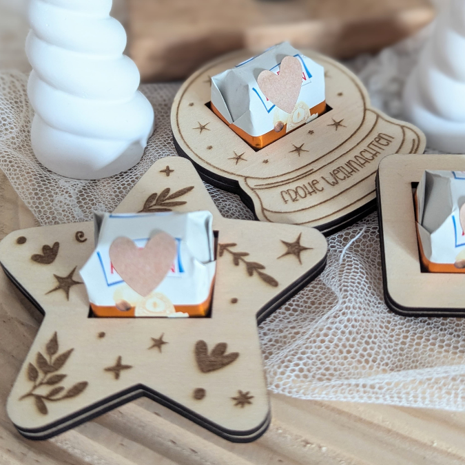 SVG Laserdatei 5 Designs Weihnachten Nikolaus Wichtel Halter für Küsschen Schokolade als Gastgeschenk kleines Mitbringsel SVG Datei – Bild 17