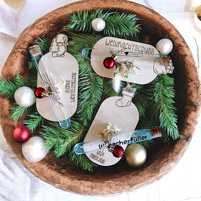 6 Designs Laserdatei Halter für Geldgeschenke, Gutscheine und Kleinigkeiten Weihnachten Nikolaus Christkind Wichtel SVG Datei inkl Gravuren – Bild 30