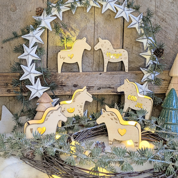 SVG Laserdatei 6 Designs Dala Mini Dalapferd zum füllen mit Blumen Geld oder Ballonlicht Mitbringsel Skandi Scandichristmas SVG-Datei – Bild 24