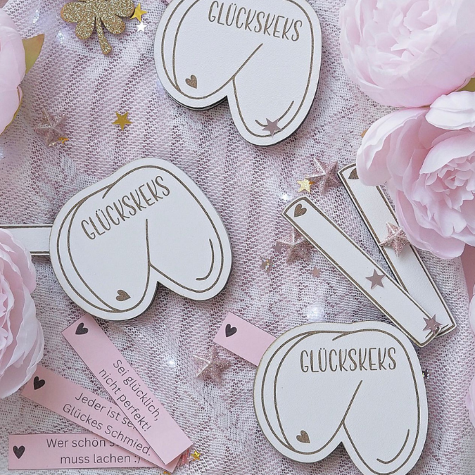 SVG Laserdatei Glückskeks mit personalisierbaren Botschaften inkl PDF Mini Silvester Glück Glücksbringer Mitbringsel Silvester Neujahr Datei