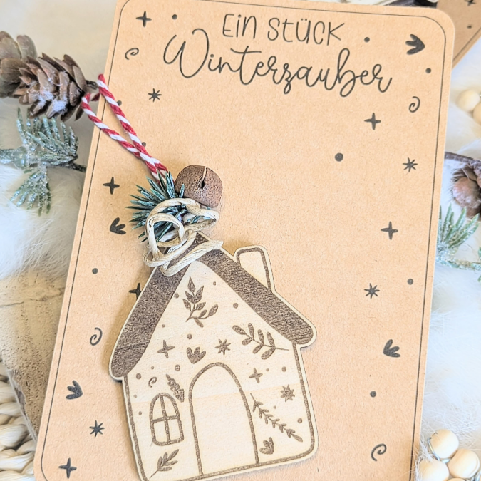 SVG Laserdatei Wintermagie Skandi Anhänger und füllbar mit Geld od Blumen Weihnachten kleines Mitbringsel SVG Datei Reh Hirsch Haus Floral – Bild 16