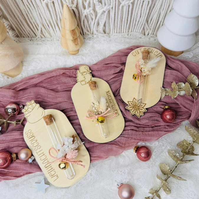 6 Designs Laserdatei Halter für Geldgeschenke, Gutscheine und Kleinigkeiten Weihnachten Nikolaus Christkind Wichtel SVG Datei inkl Gravuren – Bild 15