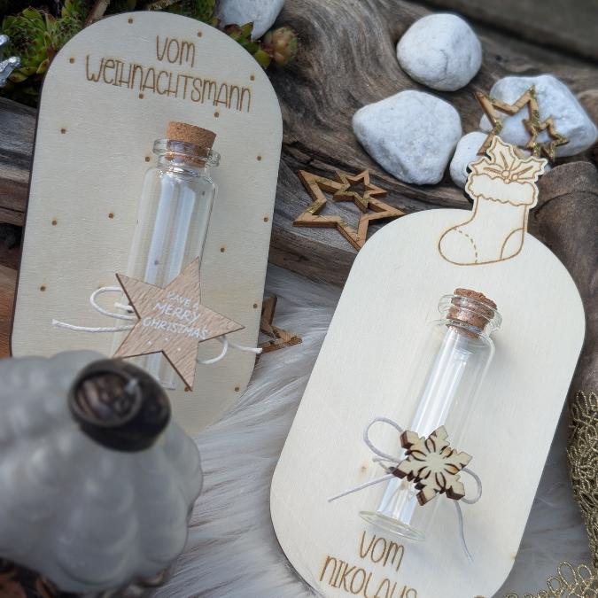 6 Designs Laserdatei Halter für Geldgeschenke, Gutscheine und Kleinigkeiten Weihnachten Nikolaus Christkind Wichtel SVG Datei inkl Gravuren – Bild 18