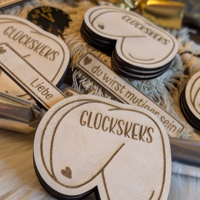 SVG Laserdatei Glückskeks mit personalisierbaren Botschaften inkl PDF Mini Silvester Glück Glücksbringer Mitbringsel Silvester Neujahr Datei – Bild 13