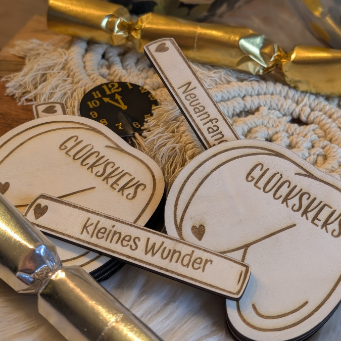 SVG Laserdatei Glückskeks mit personalisierbaren Botschaften inkl PDF Mini Silvester Glück Glücksbringer Mitbringsel Silvester Neujahr Datei – Bild 14