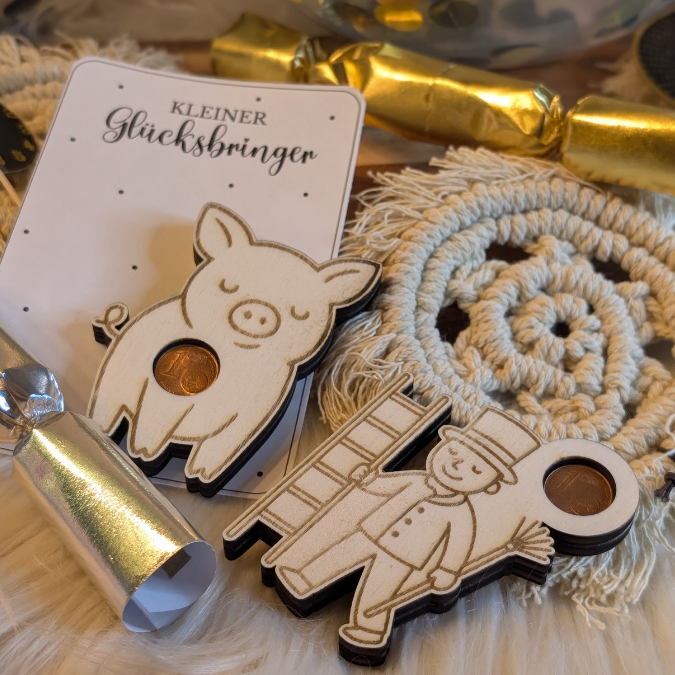 SVG Laserdatei Glückscent Halter für Centstücke 4 designs Glückspfennig Silvester Glück Glücksbringer Mitbringsel Silvester Neujahr Datei – Bild 20