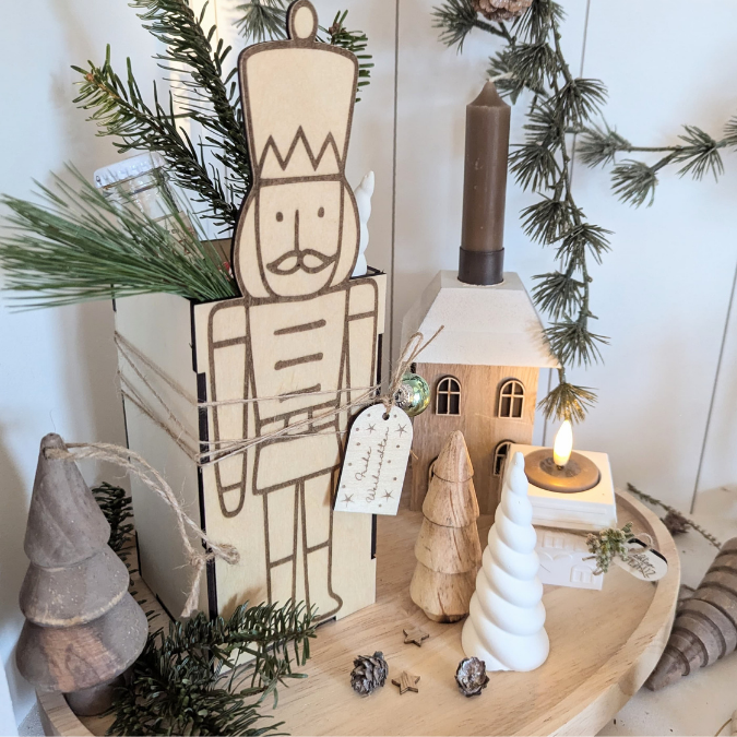 3mm 4mm SVG Laserdatei Weihnachts Geschenkbox Nussknacker Box für Flaschen oder Süßigkeiten Kiste inkl Geschenkanhänger Geschenkidee Weihnachten Winter – Bild 31