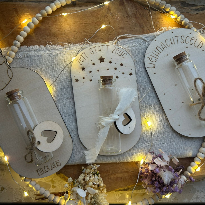 6 Designs Laserdatei Halter für Geldgeschenke, Gutscheine und Kleinigkeiten Weihnachten Nikolaus Christkind Wichtel SVG Datei inkl Gravuren – Bild 35