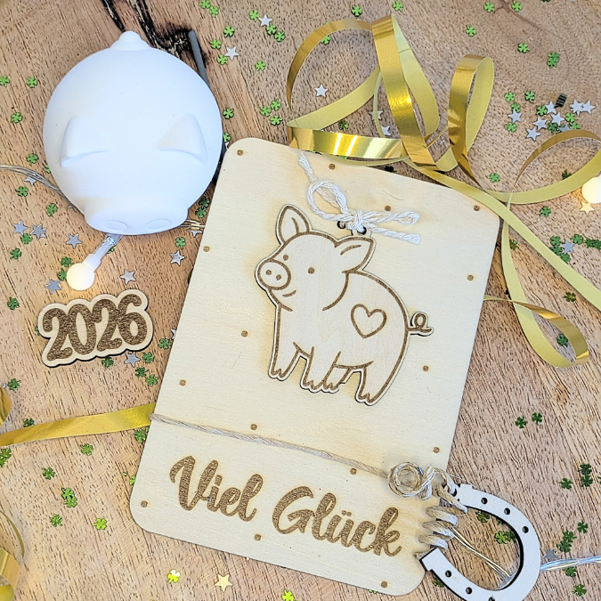 SVG Laserdatei Glücksbringer Anhänger und Karten Glücksschwein Silvester Glück Mitbringsel Silvester Neujahr Datei 2026 2027 2028 – Bild 22